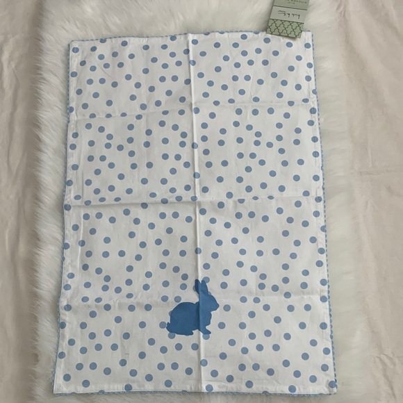 Nicole Miller Blue and White Kitchen Towel 20”x30” Cotton - Picture 1 of 2
